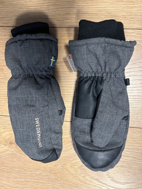 Leitud ese: Riided — ID: 73360