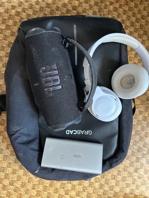 Leitud ese: Elektroonika, Kotid — ID: 73394