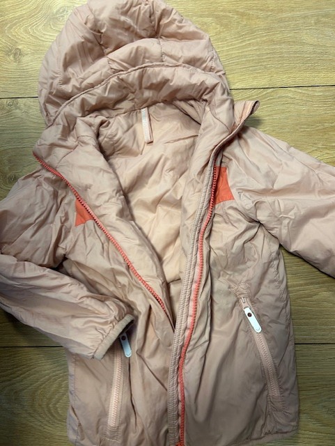 Leitud ese: Riided — ID: 73396