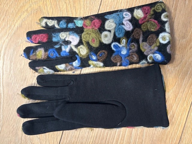 Leitud ese: Riided — ID: 73885