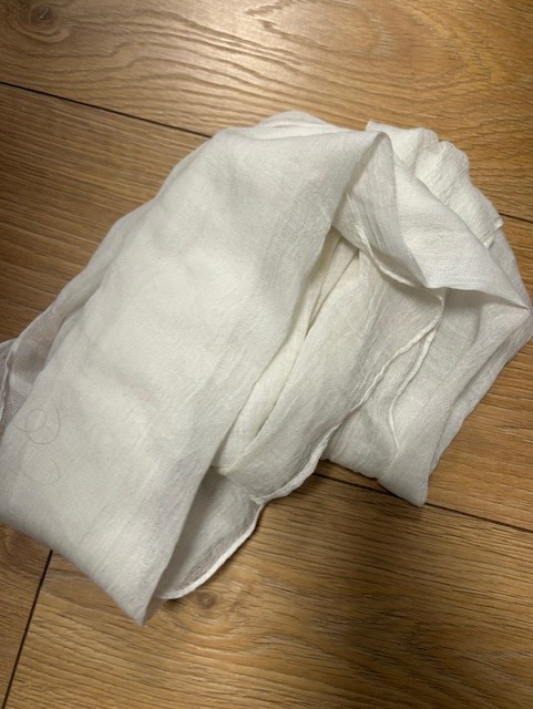 Leitud ese: Riided — ID: 73960