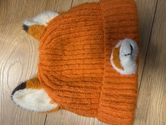 Leitud ese: Riided — ID: 73976