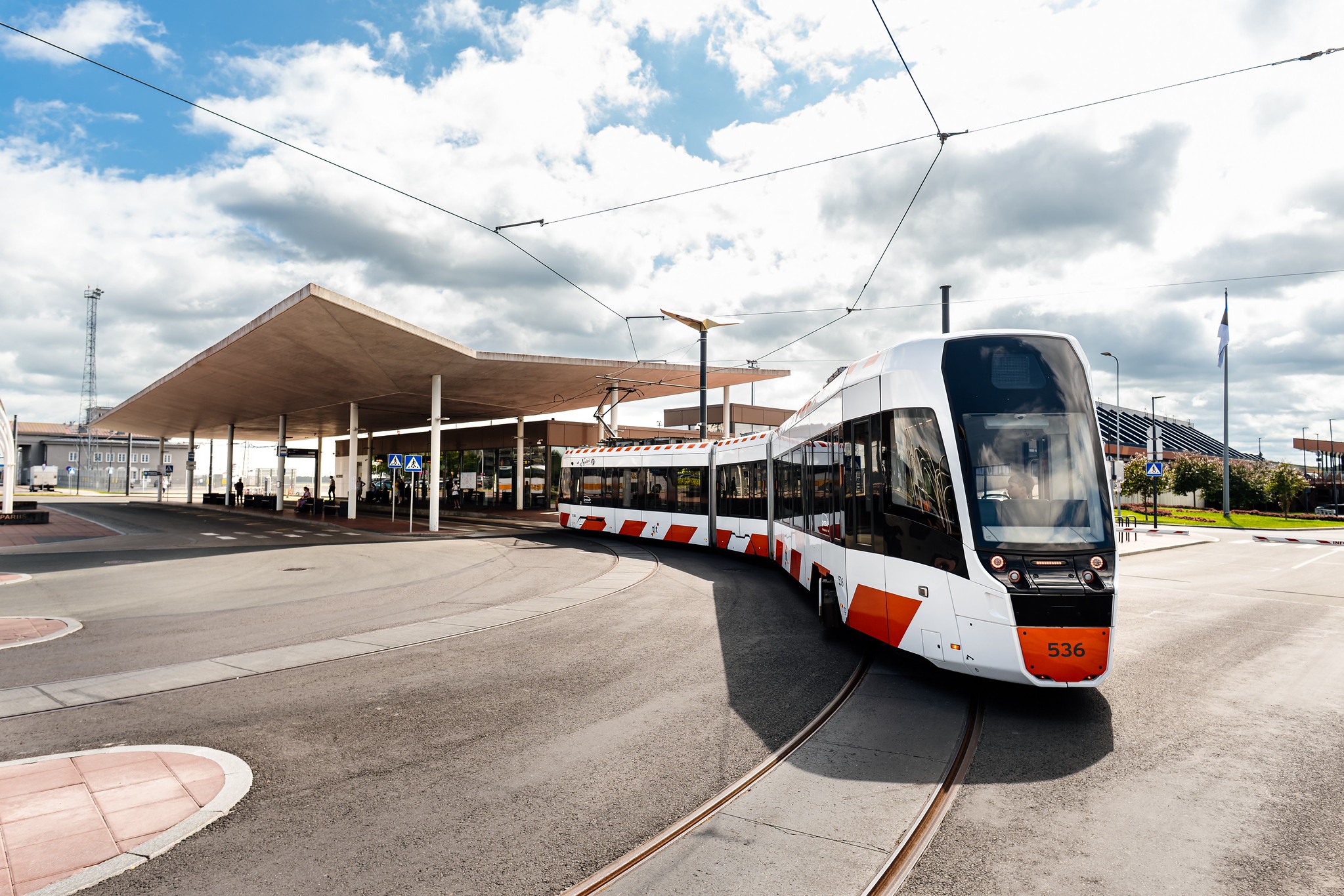 Täna taasavati pidulikult lennujaama ja Ülemiste City trammiühendus