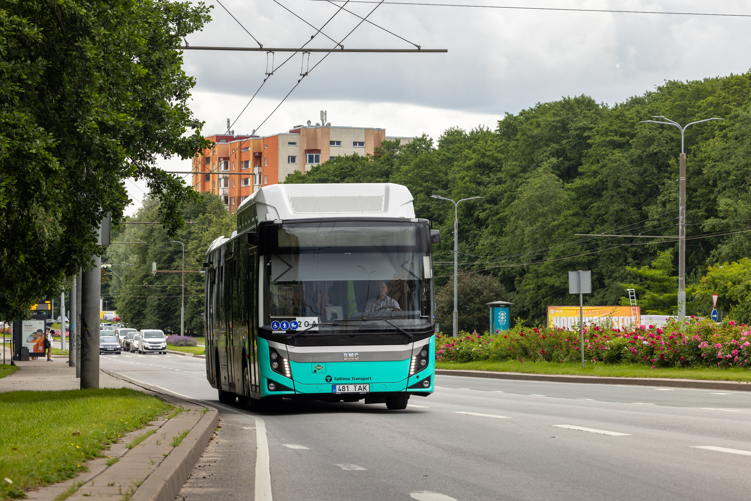 Tallinnas alustasid liinidel sõitu uued BMC gaasibussid – linn kaalub veel kuni 60 bussi ostu 